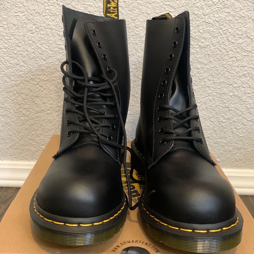 Dr. Martens 1919 Brand New